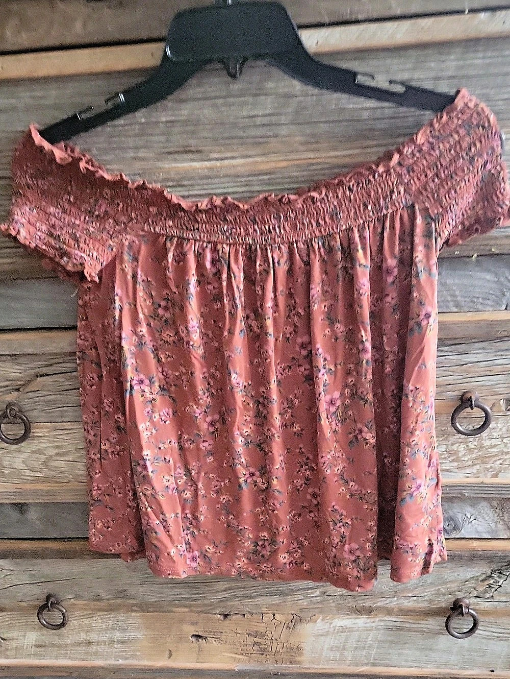 American Eagle Off-The-Shoulder Floral Smocked Crop Top Small Burnt Orange